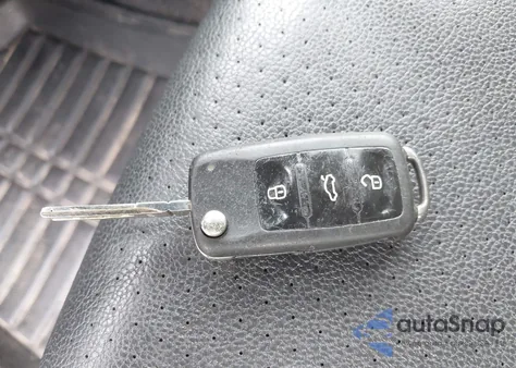 2014 Volkswagen Jetta 1.8T Se from USA, damaged, VIN 3VWD17AJ7EM242820